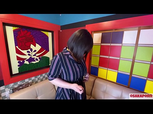 ❤️ Cuteja japoneze me cica të mëdha masturbon me lodra seksi dhe përjeton orgazëm. Ajo flet në një intervistë për përvojën e saj të ndyrë. Cicat e mëdha dhe pidhi me qime rënkojnë fort. Osakaporn ❤️ Pornografi cilësore në sq.superpornpics.ru ❌